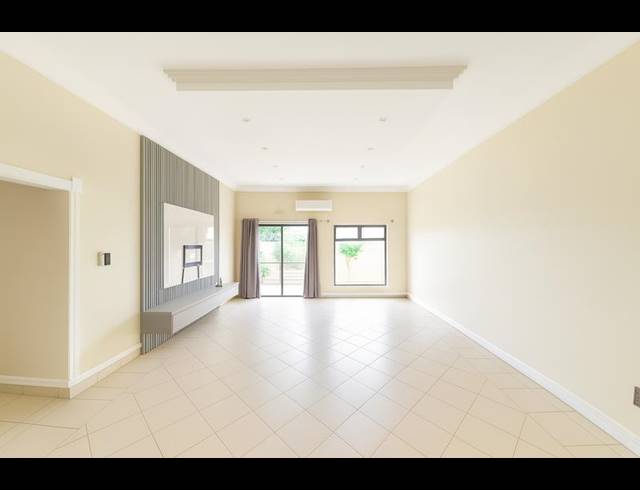 2 BEDROOM PROPERTY TO RENT IN UMHLANGA RIDGE